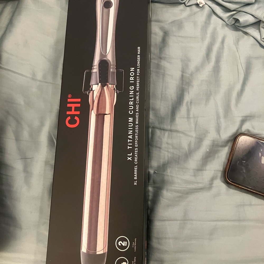 XL Titanium Curling Iron - Silver and Black